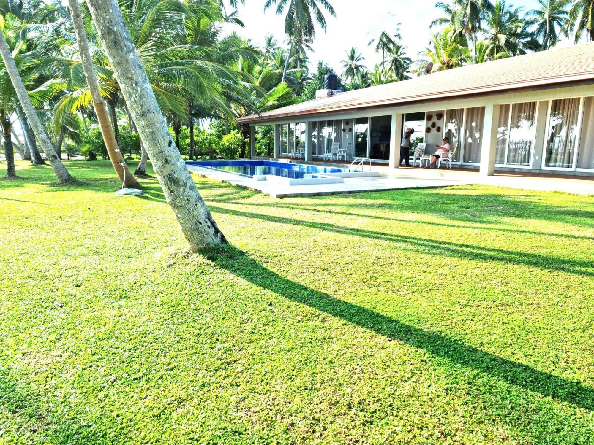 Arhimser Villa-Superb 4 Bedroom Beachfront For 8 In Ranna, Tangalle, Bb, Pool, Free Pick Up For 7 Night Stays Arriving Together, Serviced, Taxes Included Bagian luar foto