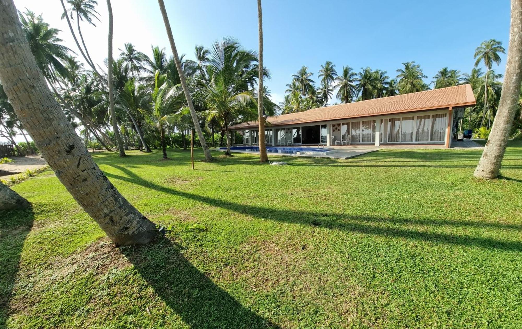 Arhimser Villa-Superb 4 Bedroom Beachfront For 8 In Ranna, Tangalle, Bb, Pool, Free Pick Up For 7 Night Stays Arriving Together, Serviced, Taxes Included Ruang foto