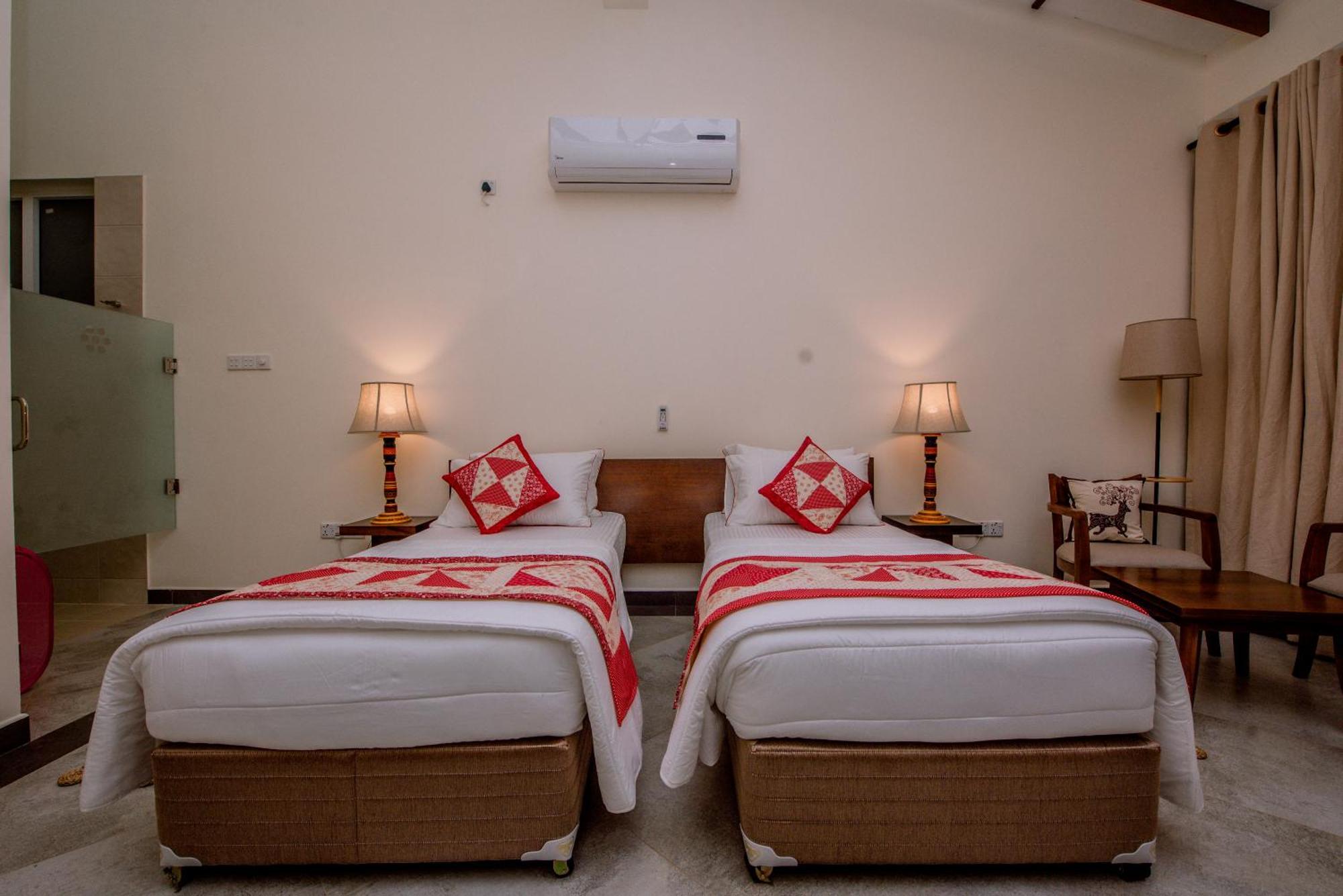 Arhimser Villa-Superb 4 Bedroom Beachfront For 8 In Ranna, Tangalle, Bb, Pool, Free Pick Up For 7 Night Stays Arriving Together, Serviced, Taxes Included Bagian luar foto