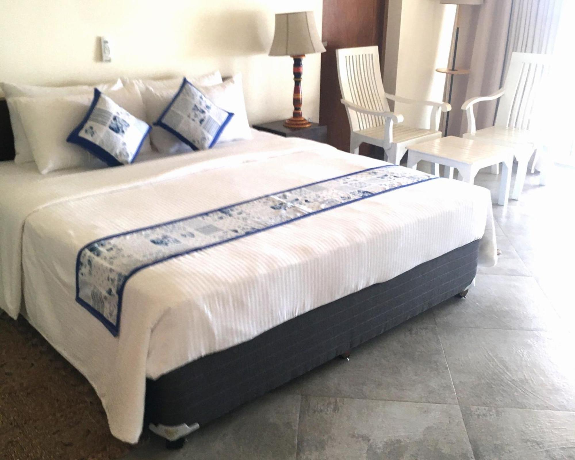 Arhimser Villa-Superb 4 Bedroom Beachfront For 8 In Ranna, Tangalle, Bb, Pool, Free Pick Up For 7 Night Stays Arriving Together, Serviced, Taxes Included Bagian luar foto