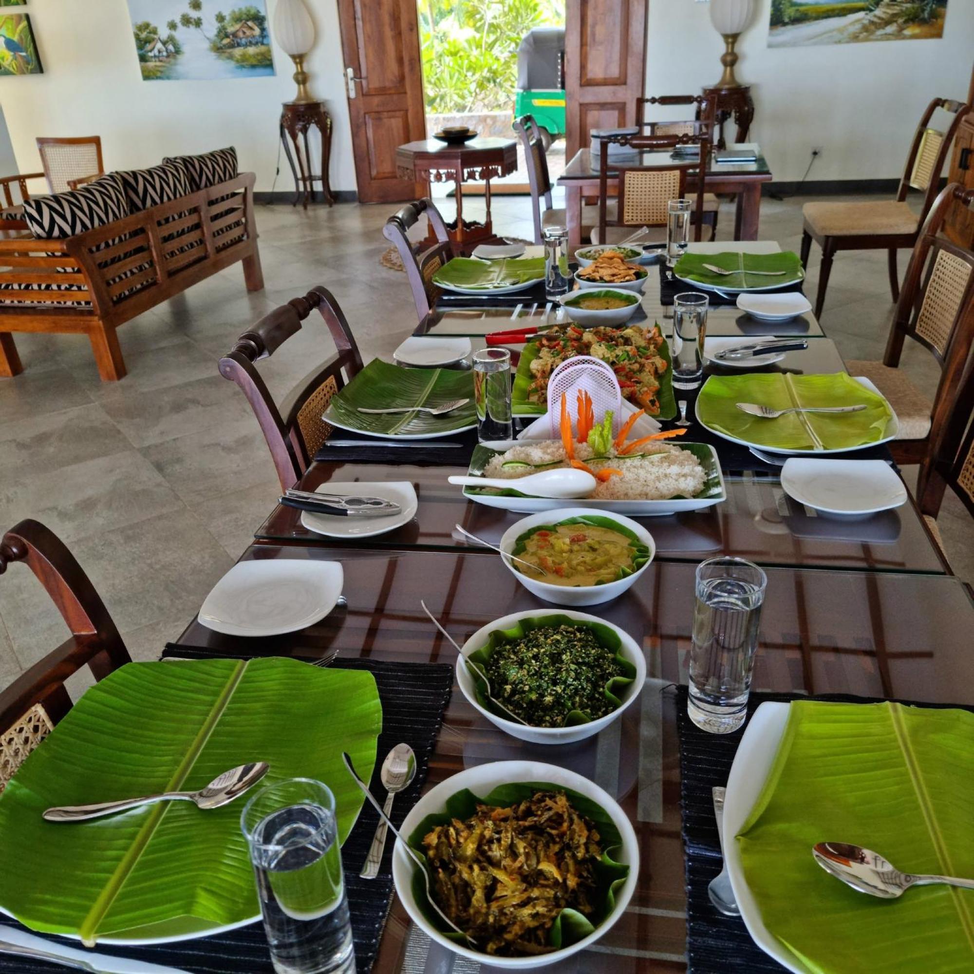 Arhimser Villa-Superb 4 Bedroom Beachfront For 8 In Ranna, Tangalle, Bb, Pool, Free Pick Up For 7 Night Stays Arriving Together, Serviced, Taxes Included Bagian luar foto