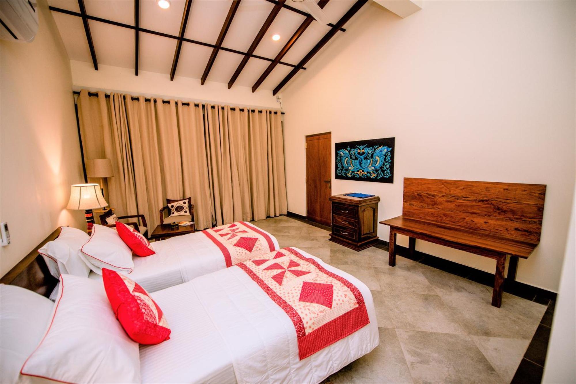 Arhimser Villa-Superb 4 Bedroom Beachfront For 8 In Ranna, Tangalle, Bb, Pool, Free Pick Up For 7 Night Stays Arriving Together, Serviced, Taxes Included Bagian luar foto