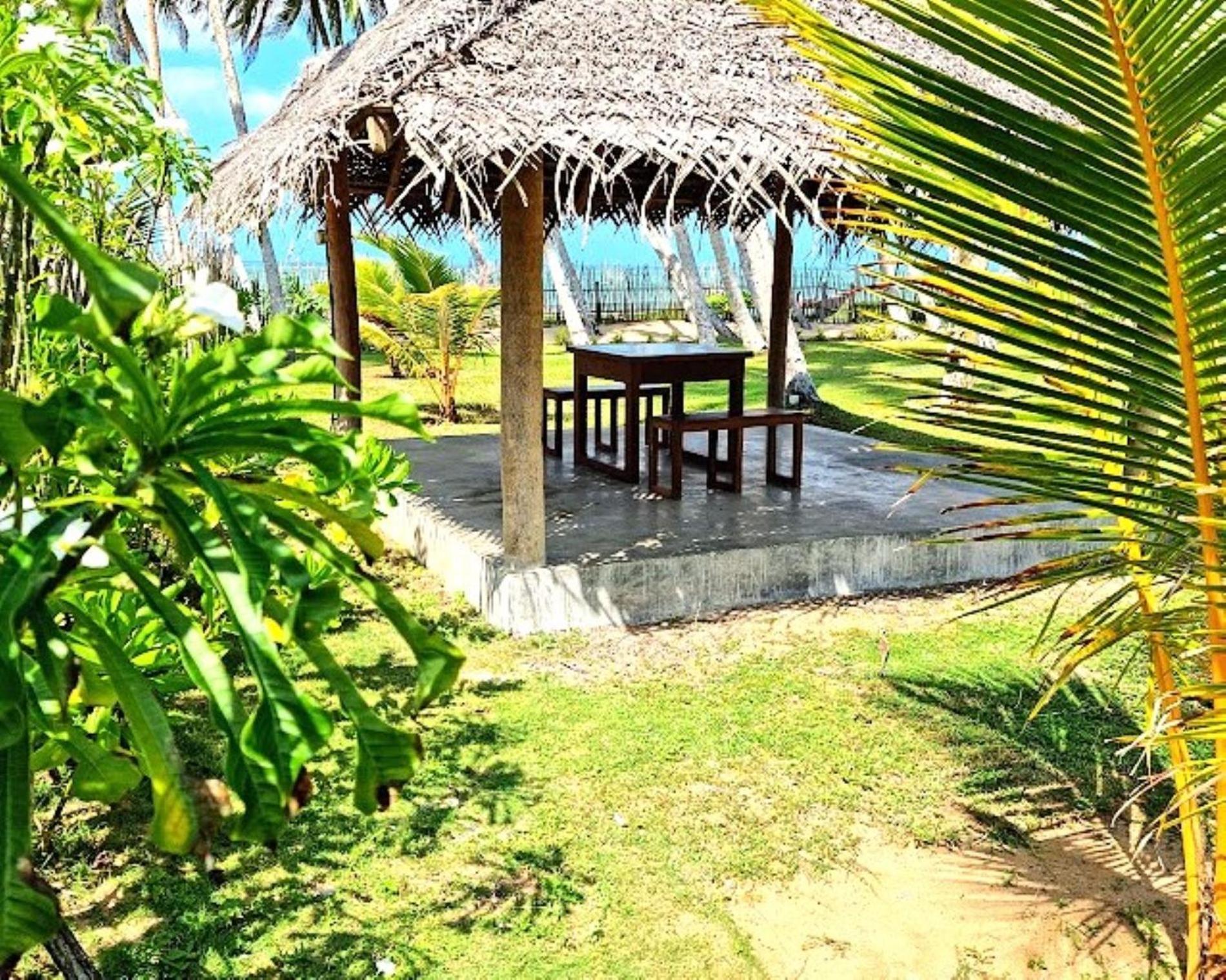 Arhimser Villa-Superb 4 Bedroom Beachfront For 8 In Ranna, Tangalle, Bb, Pool, Free Pick Up For 7 Night Stays Arriving Together, Serviced, Taxes Included Bagian luar foto